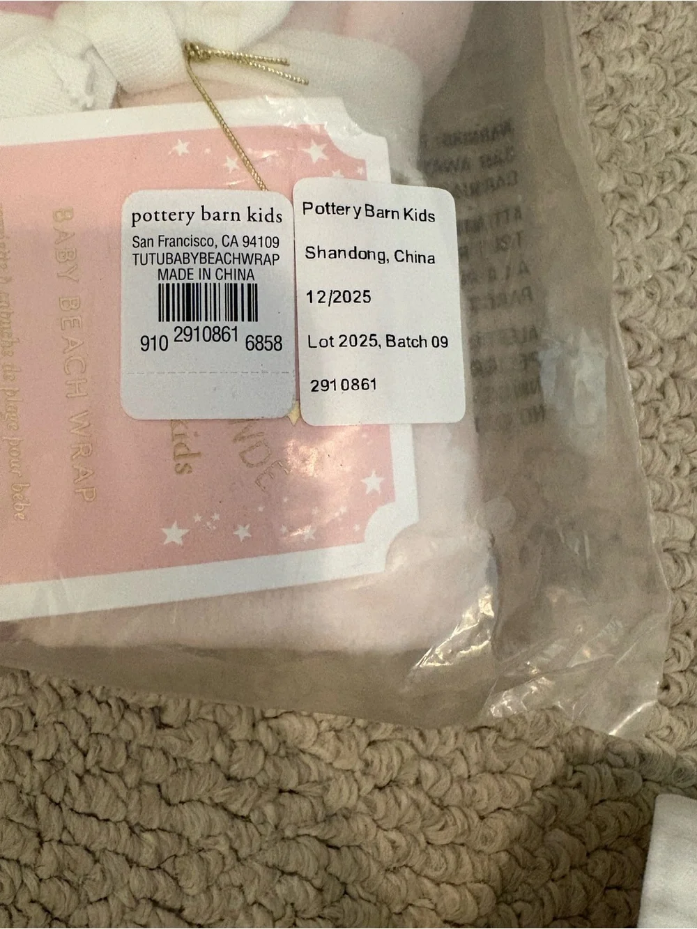 Pottery Barn Kids Light Pink Plush Hooded baby beach wrap nwt